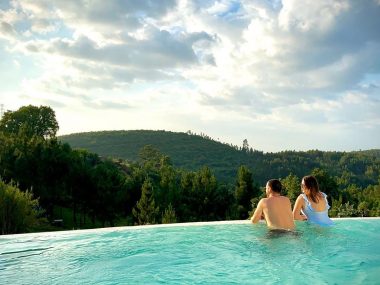 When your rural campsite has a swimming pool 👌💦